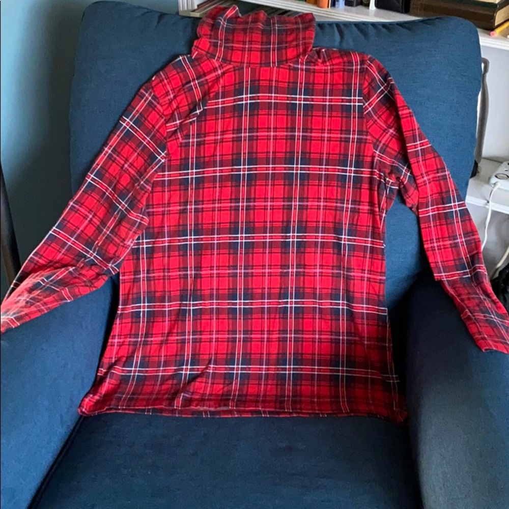 Lands and red plaid turtleneck, XL